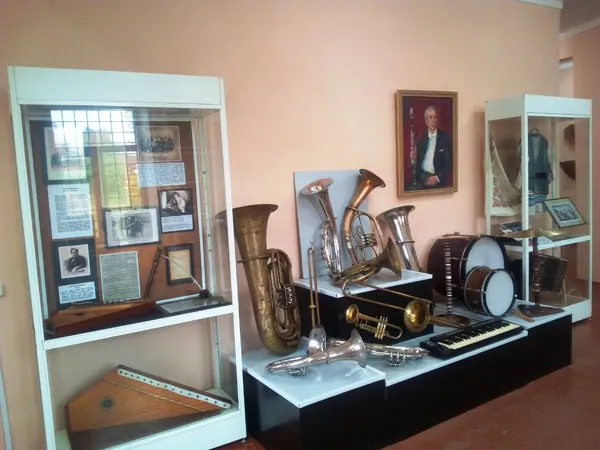 Медные духовые музей музыкальных инструментов
